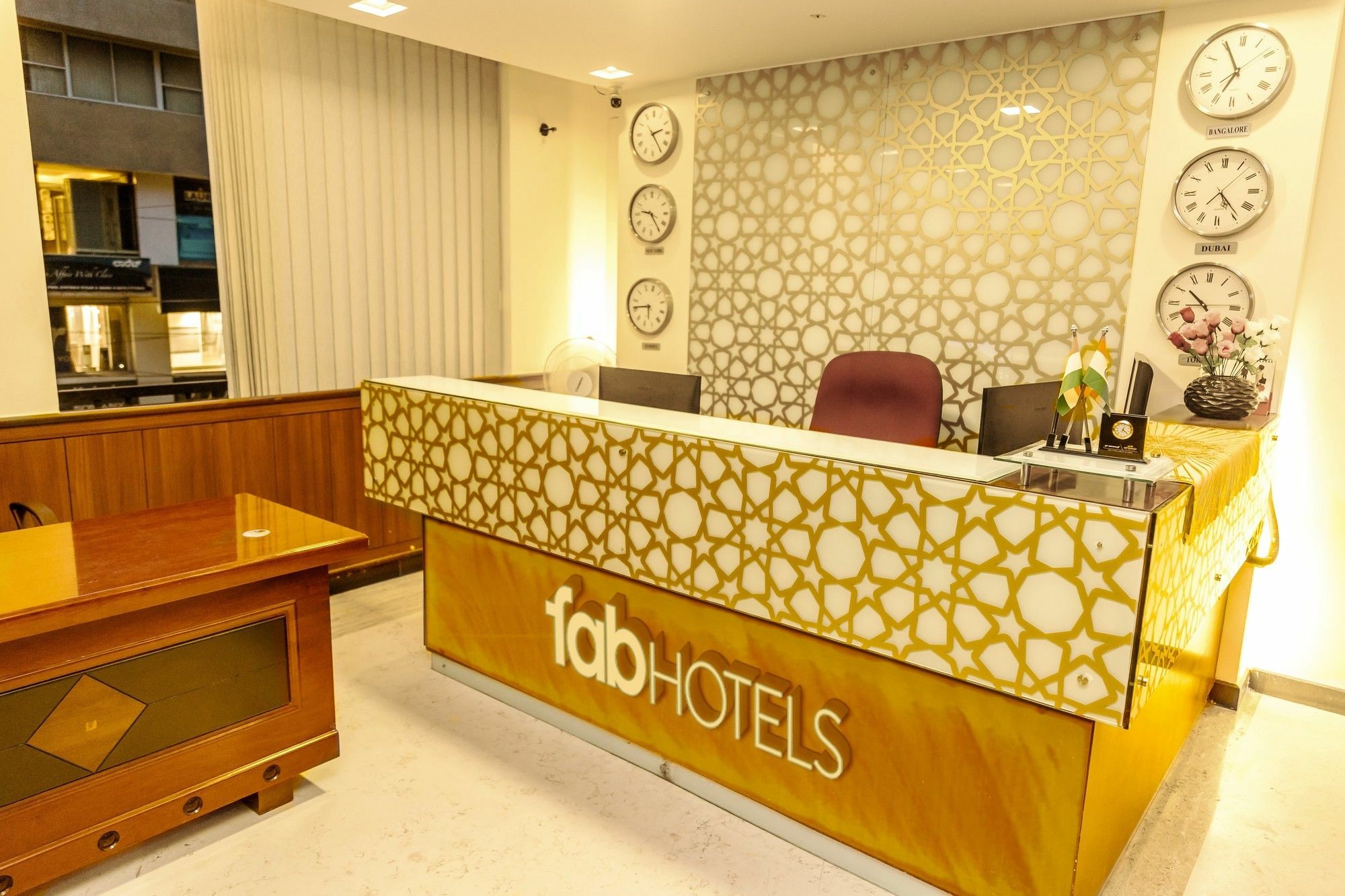 Fabhotel Oriental Suites Mg Road 班加罗尔 外观 照片